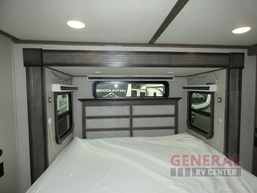 2023 Grand Design RV solitude 345gk