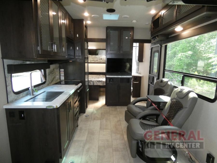 Used 2021 Grand Design Momentum G-Class 21G Toy Hauler Travel Trailer ...