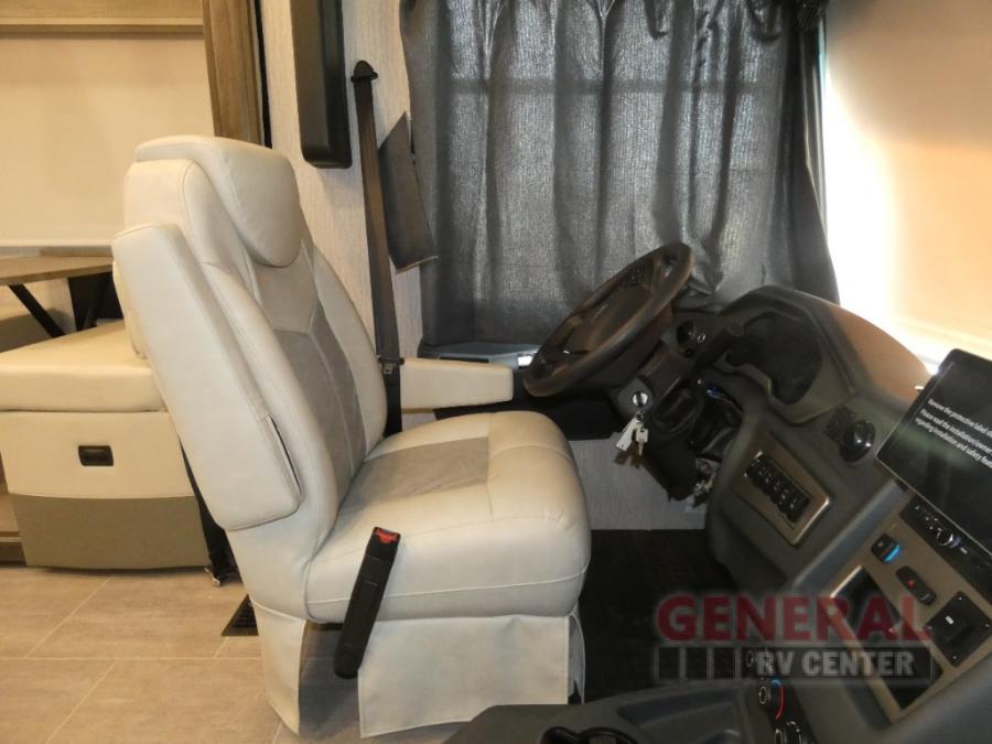 2023 Coachmen RV mirada 35es