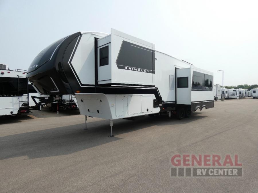 RV listing image