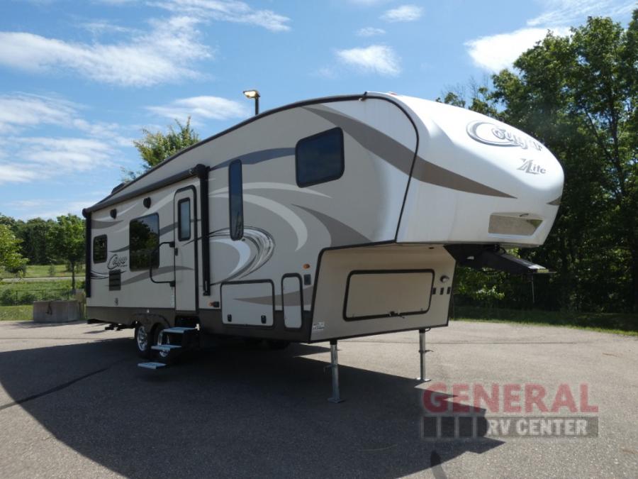 2017 Keystone RV 27rks