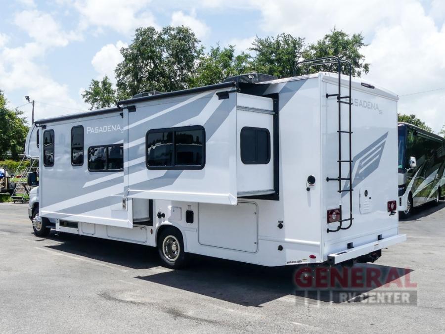 RV listing image