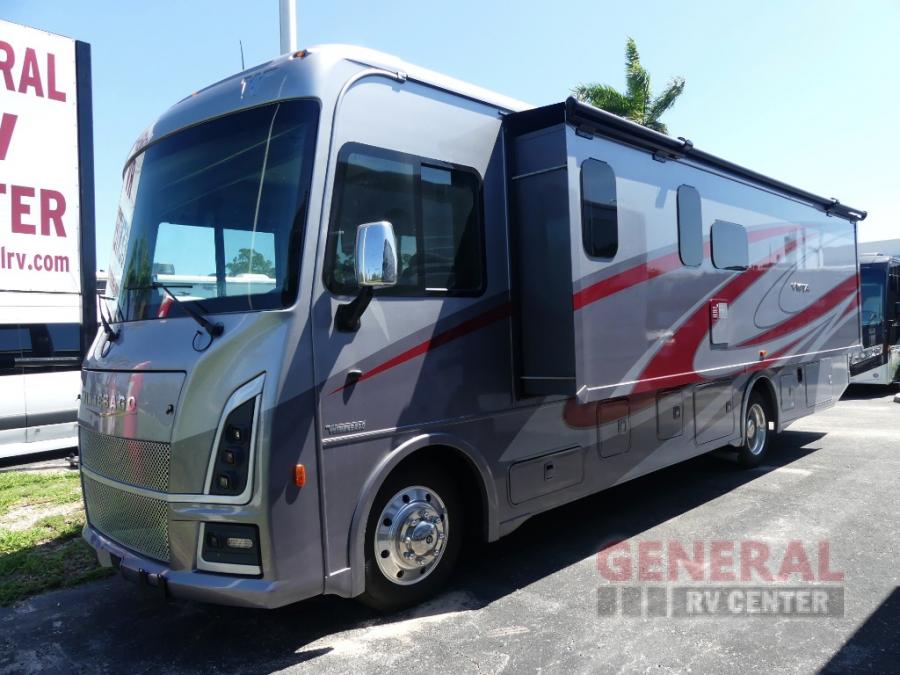 2025 Winnebago 33k