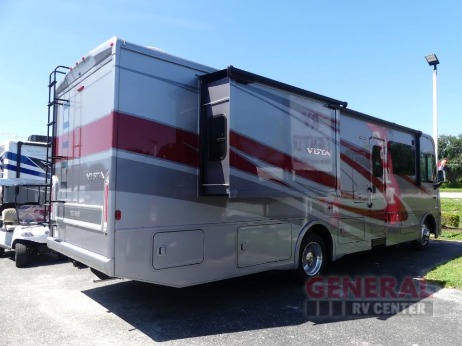 2025 Winnebago 33k