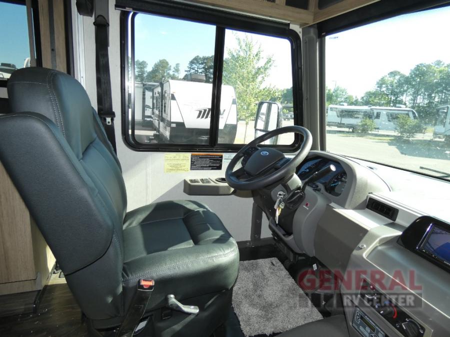 2025 Winnebago 34r