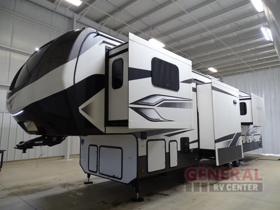 2023 Keystone RV 3712kb