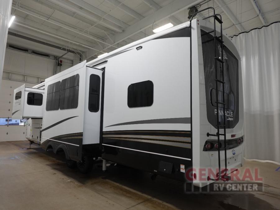 RV listing image
