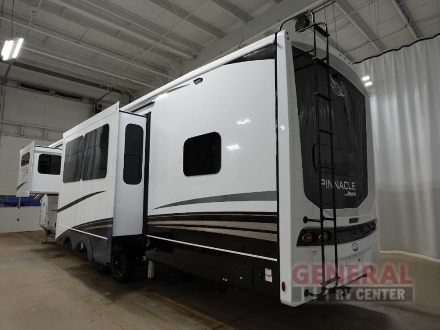 RV listing image