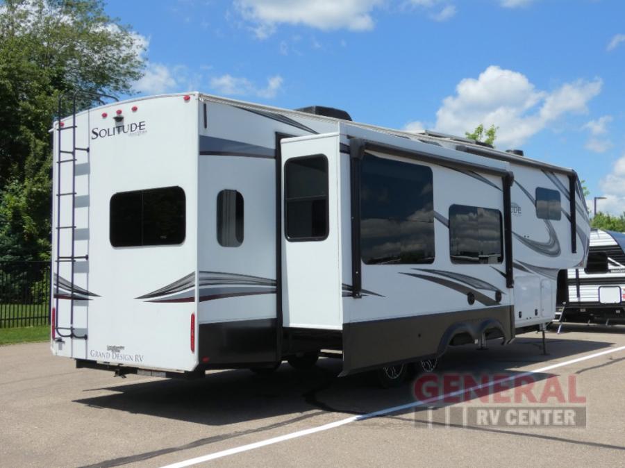 RV listing image