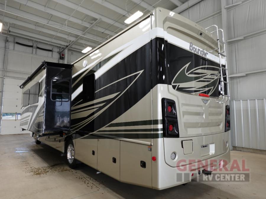 RV listing image