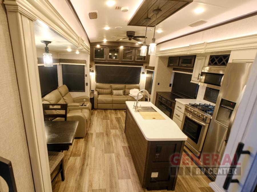 RV listing image
