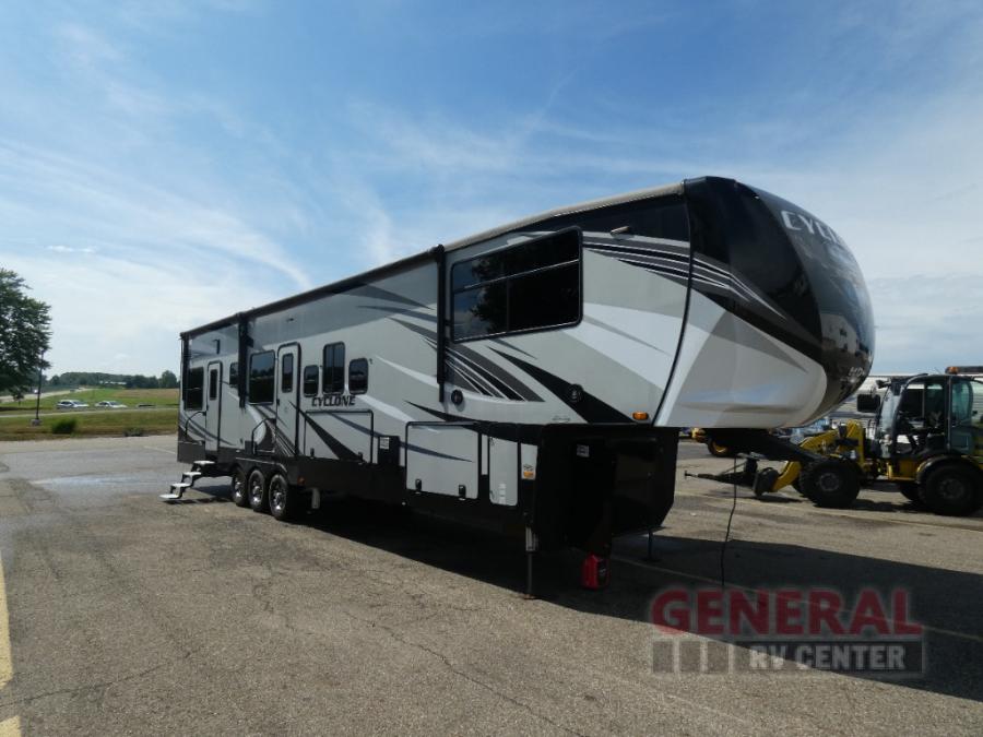 RV listing image