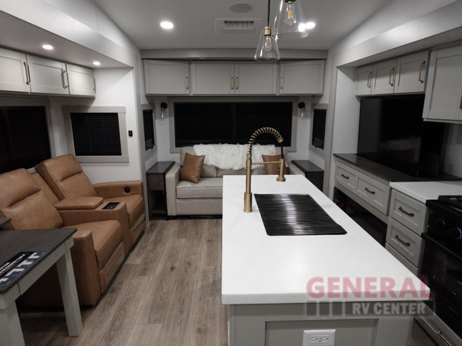 2025 Brinkley RV 3610