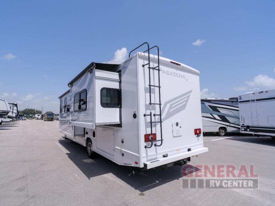 RV listing image