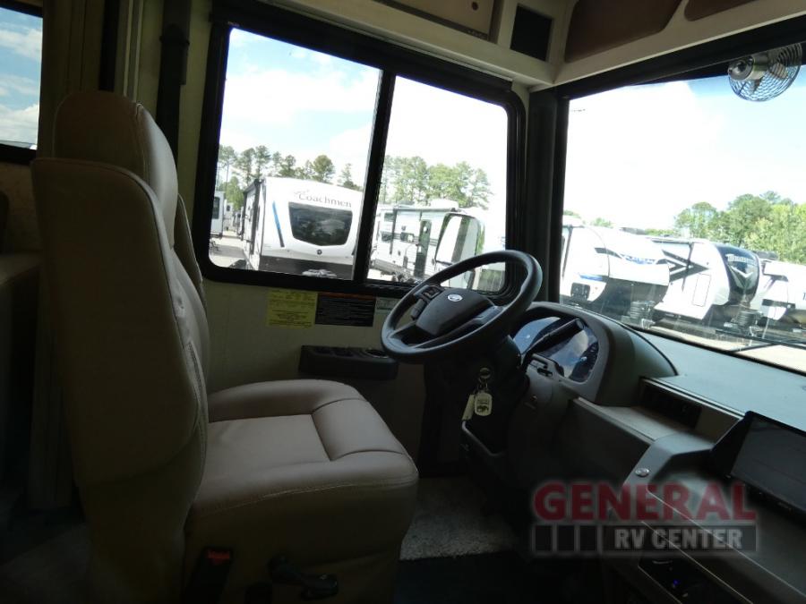 2025 Winnebago adventurer 36z