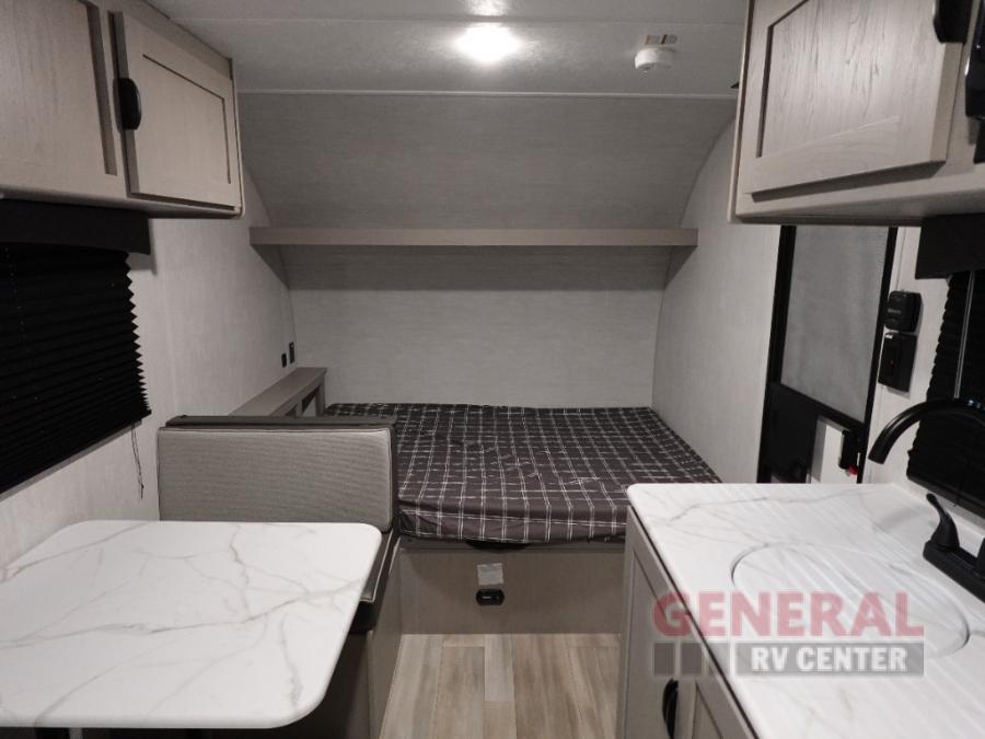 2025 Coachmen RV 17cbh