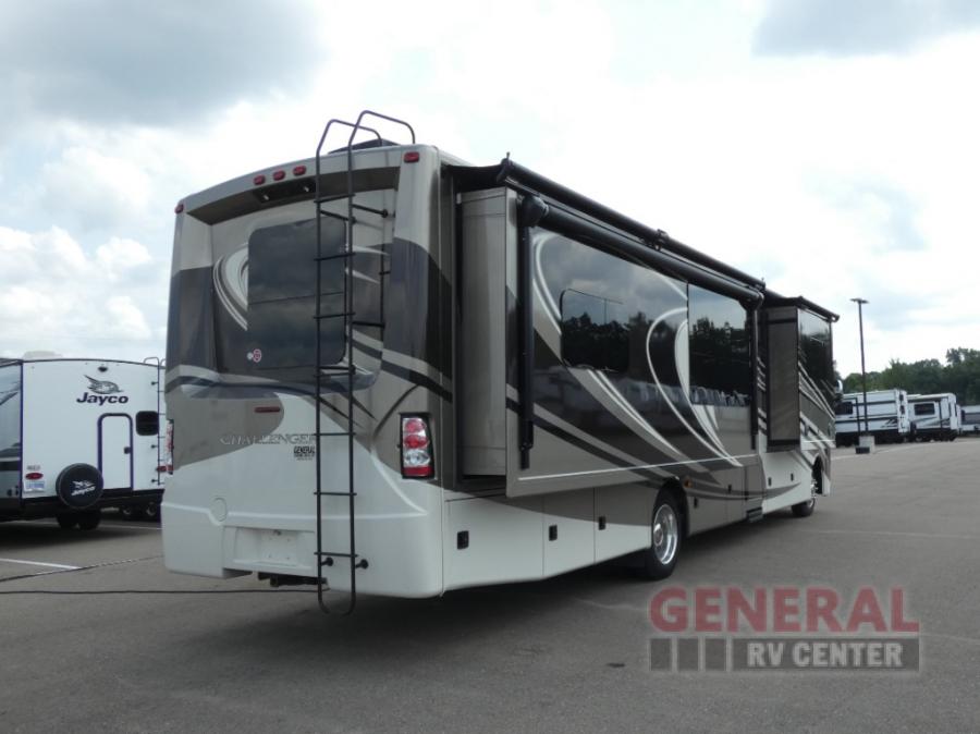 2015 Thor Motor Coach challenger 37kt