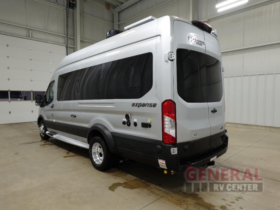 RV listing image