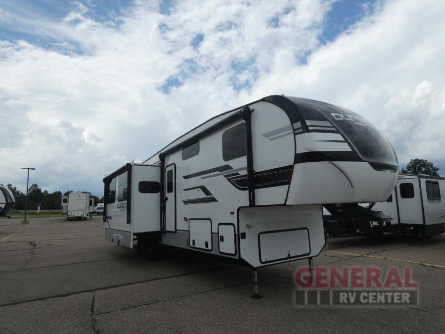 RV listing image