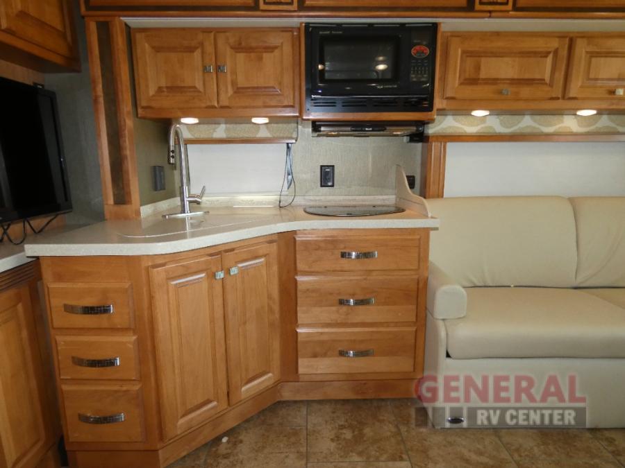 2013 Tiffin 32 br