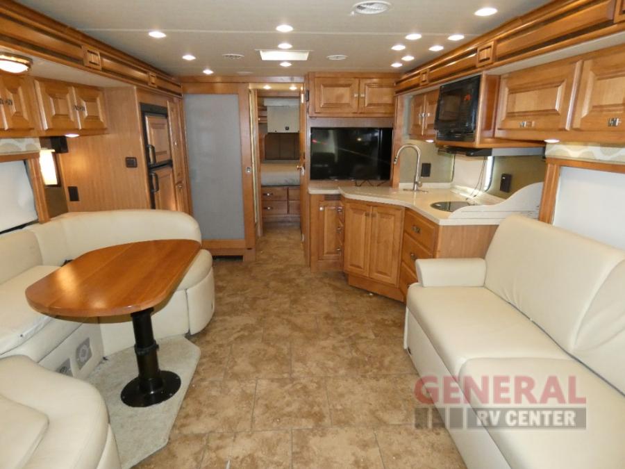 2013 Tiffin 32 br