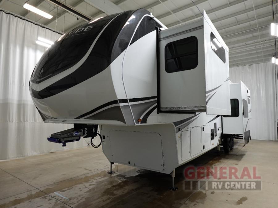 RV listing image