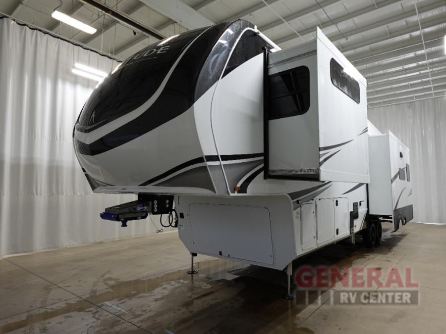 RV listing image