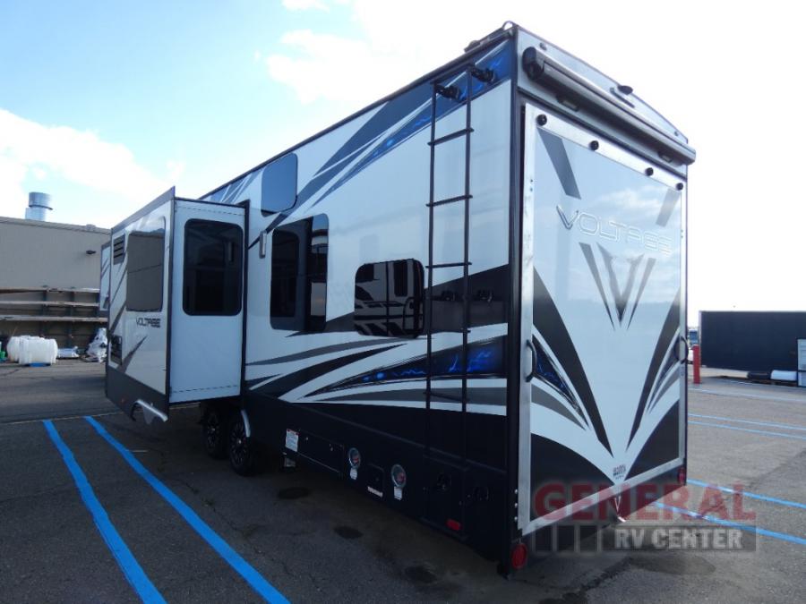 2018 Dutchmen RV v3705