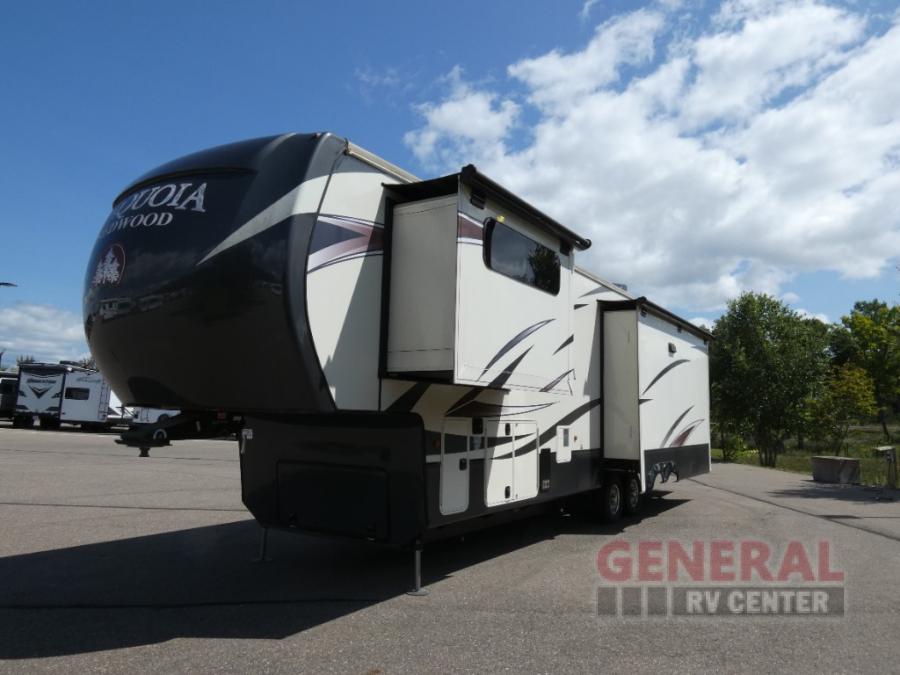 2016 Redwood RV sq38hrl