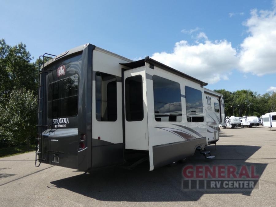 2016 Redwood RV sq38hrl