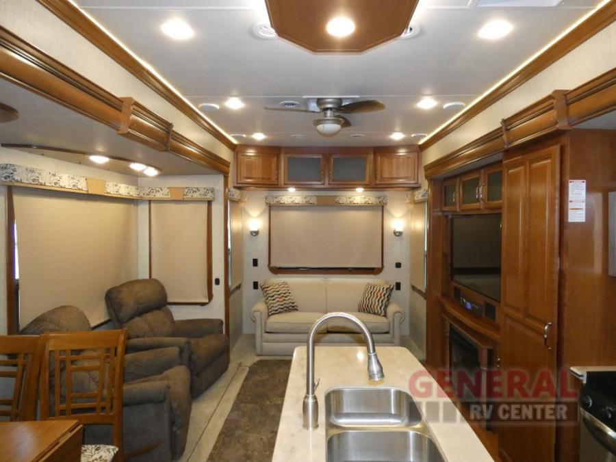 2016 Redwood RV sq38hrl