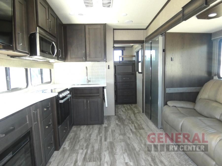 2022 Grand Design RV reflection 28bh