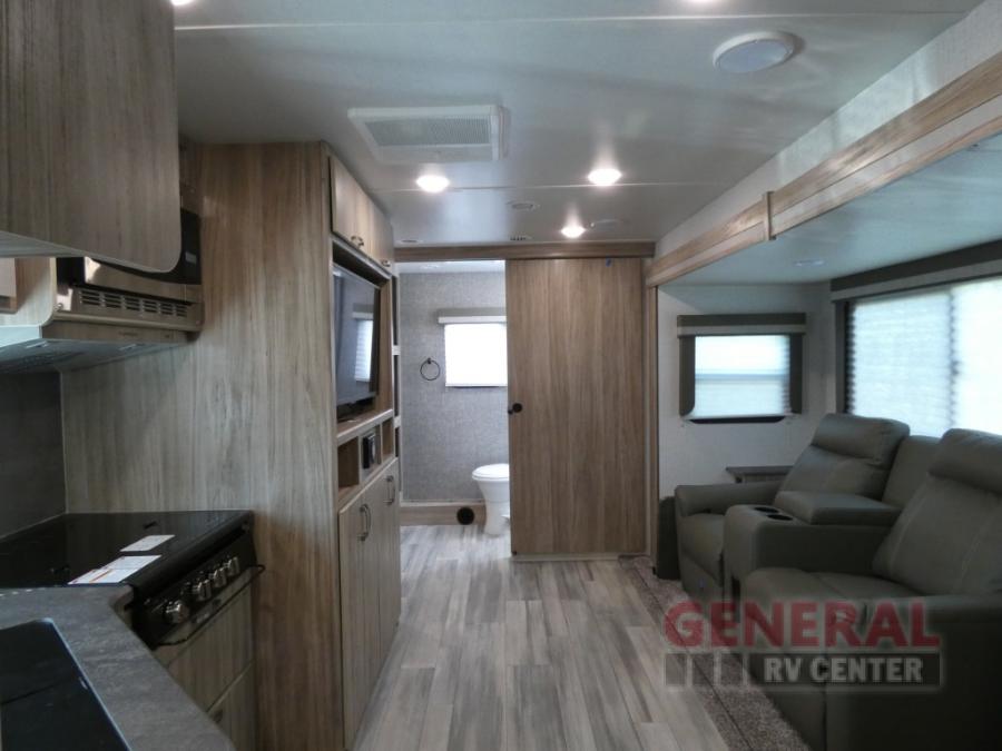 2022 Winnebago 2327tb