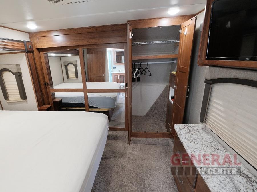 2018 Keystone RV avalanche 375rd