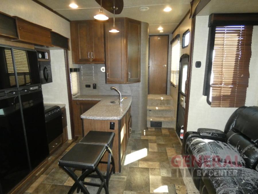 2016 Keystone RV fuzion 413