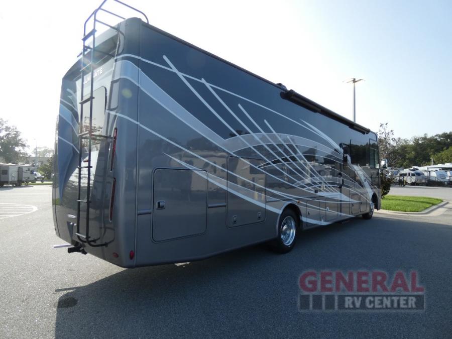 2024 Thor Motor Coach bb35