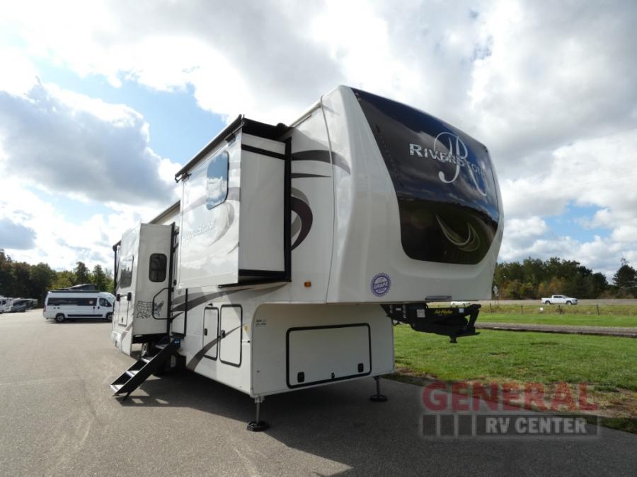 RIVERSTONE Fifth Wheels - Forest River RV