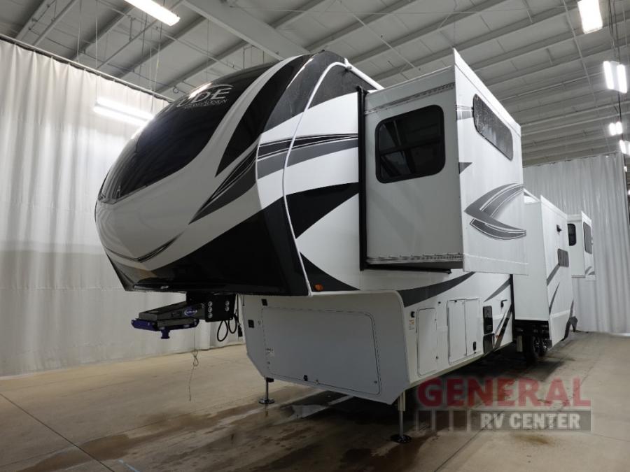 RV listing image