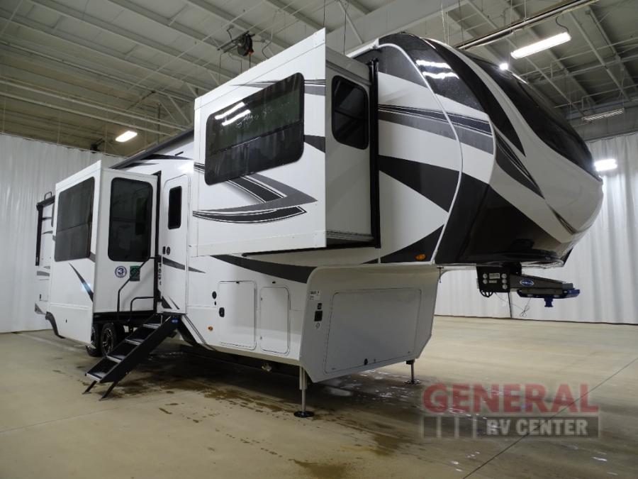 New 2024 Grand Design Solitude 380FL Fifth Wheel at General RV ...