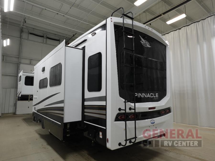 RV listing image