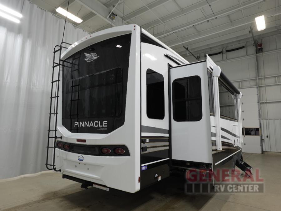 RV listing image