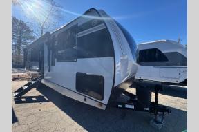 New 2025 Forest River RV Vibe 2600RK Photo