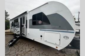 New 2025 Forest River RV Salem 27RKX Photo