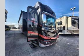 New 2023 Fleetwood RV Discovery LXE 40G Photo