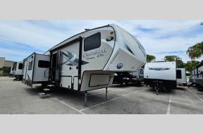 Used 2019 Coachmen RV Chaparral Lite 285RLS Photo