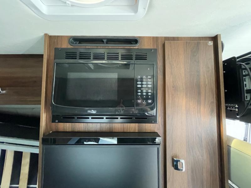 2023 Travato/59GL/2023 image-10