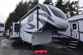 New 2024 Grand Design Solitude 310GK Photo