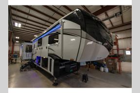 New 2022 Jayco North Point 377RLBH Photo