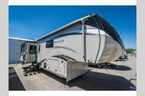 New 2022 Jayco Pinnacle 36FBTS Photo