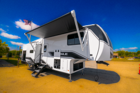 New 2025 Jayco Eagle HT 28CRT Photo